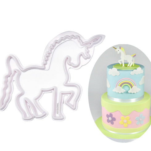 Plastic 2 Piece Set Unicorn Cutter