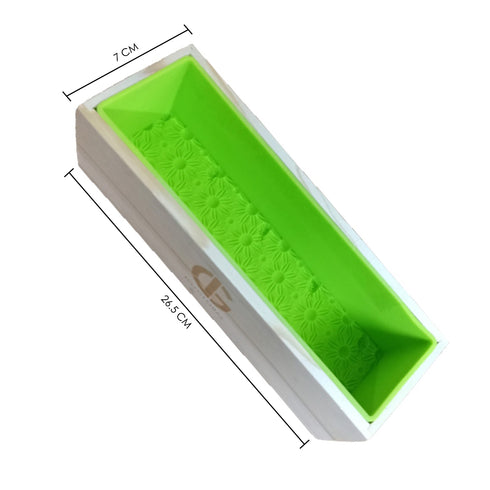 Sunflower Pattern Loaf Mould with Wooden Box