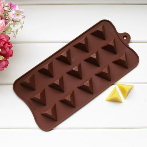 Silicone Pyramid Shape Mould - 15 Cavity