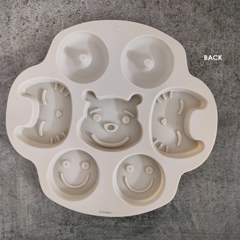 Silicone Kitty Cat Winnie the Pooh Smiley Donut Mould