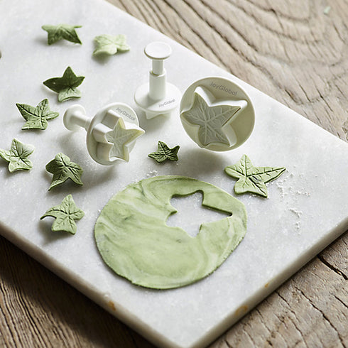 Veined Ivy Leaf Plunger Cutters